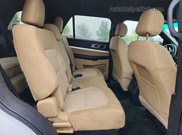 1FM5K8D85GGD06204 2016 FORD EXPLORER White Rear interior view