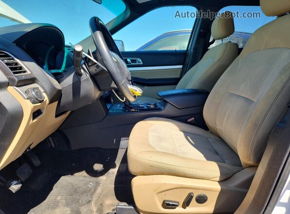 1FM5K8D85GGD06204 2016 FORD EXPLORER White Front interior view