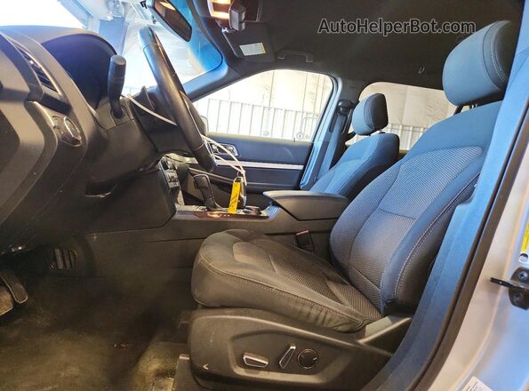1FM5K8D85GGD07000 2016 FORD EXPLORER Silver Սալոնի դիմացի տեսք