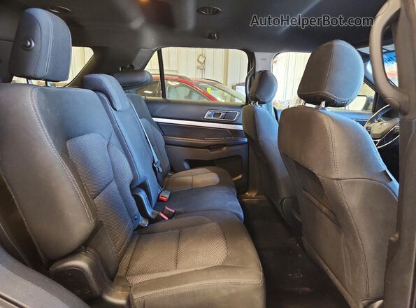 1FM5K8D85GGD07000 2016 FORD EXPLORER Silver Սալոնի հետևի տեսք