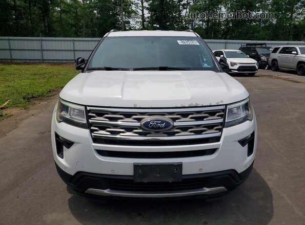 1FM5K8D85JGA17430 2018 FORD EXPLORER White Widok z przodu