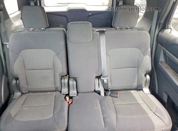 1FM5K8D85JGA17430 2018 FORD EXPLORER White Widok tylnych siedzeń