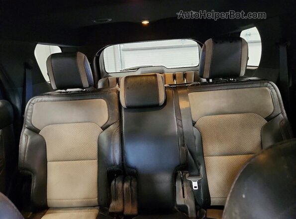 1FM5K8D86HGC61856 2017 FORD EXPLORER Красный Вид задних сидений