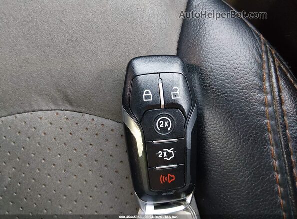1FM5K8D86HGD95248 2017 FORD EXPLORER White Dashboard view