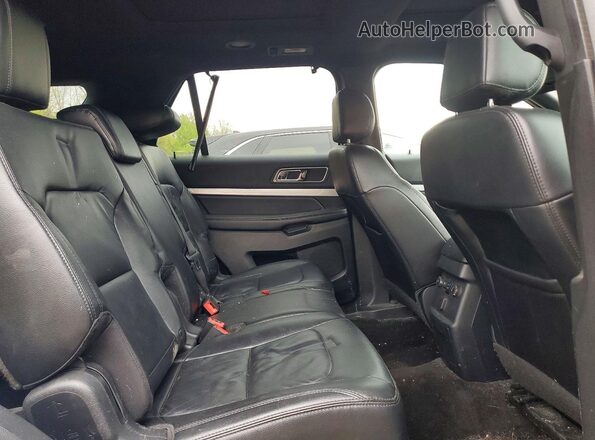 1FM5K8D87GGA39499 2016 FORD EXPLORER White Vista de los asientos traseros