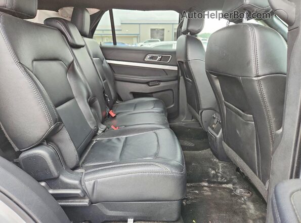 1FM5K8D87HGD37763 2017 FORD EXPLORER White Սալոնի հետևի տեսք
