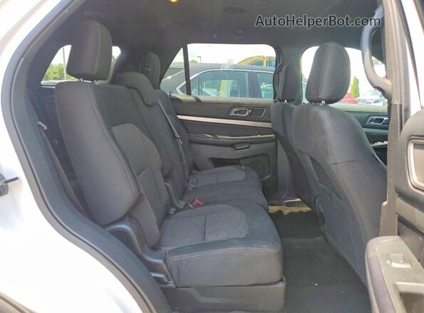 1FM5K8D88JGA17082 2018 FORD EXPLORER White უკანა სალონის ხედი