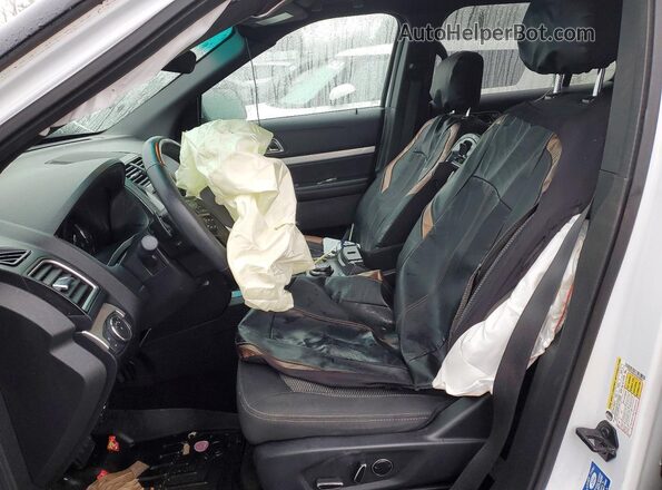 1FM5K8D89GGB68666 2016 FORD EXPLORER Белый Вид салона спереди