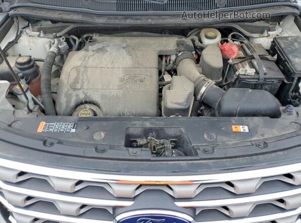 1FM5K8D89HGC45800 2017 FORD EXPLORER White Вид задньої частини салону
