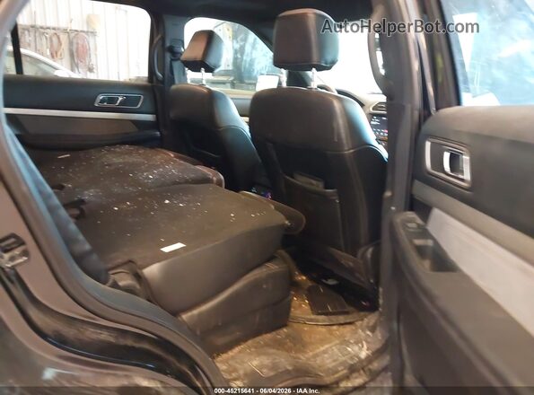1FM5K8D89HGC49362 2017 FORD EXPLORER Black Widok naklejki z numerem VIN