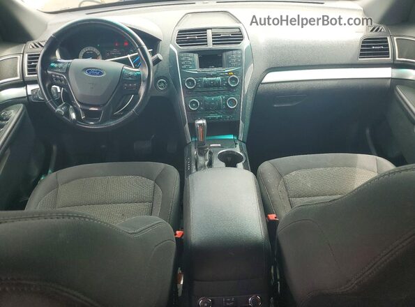 1FM5K8D8XGGD03945 2016 FORD EXPLORER Серебряный Вид панели приборов