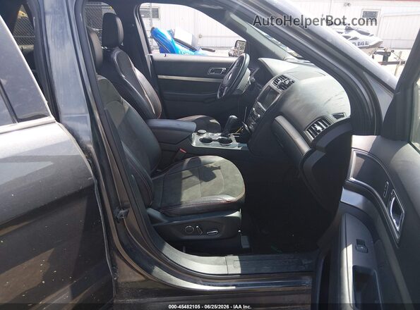 1FM5K8D8XJGC83803 2018 FORD EXPLORER Серый Вид салона спереди