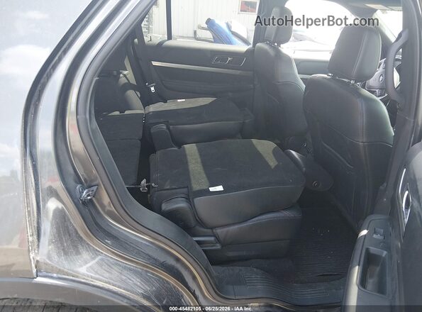 1FM5K8D8XJGC83803 2018 FORD EXPLORER Серый Вид наклейки с VIN-кодом