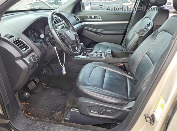 1FM5K8DH0HGC09347 2017 FORD EXPLORER Tan წინა სალონის ხედი