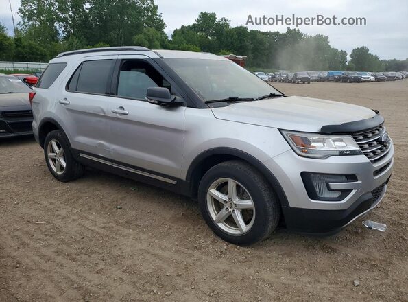 1FM5K8DH3HGA68323 2017 FORD EXPLORER Silver Front right