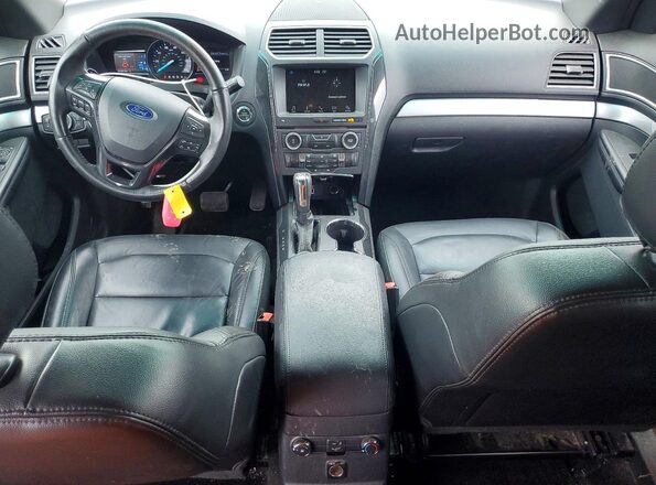 1FM5K8DH3HGA68323 2017 FORD EXPLORER Silver Dashboard view
