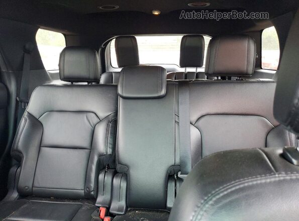 1FM5K8DH3HGA68323 2017 FORD EXPLORER Silver Rear seats view