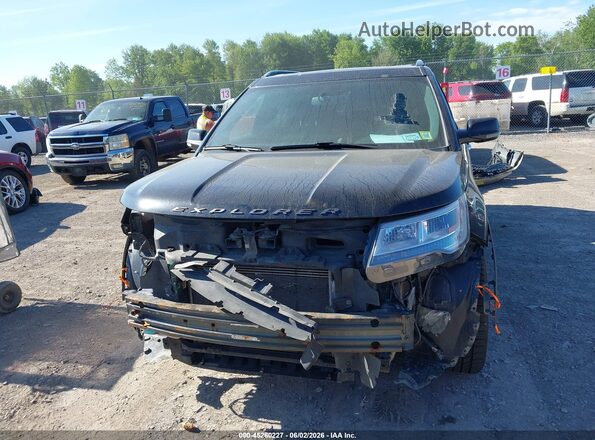 1FM5K8F82HGE17923 2017 FORD EXPLORER Black Vista interior trasera