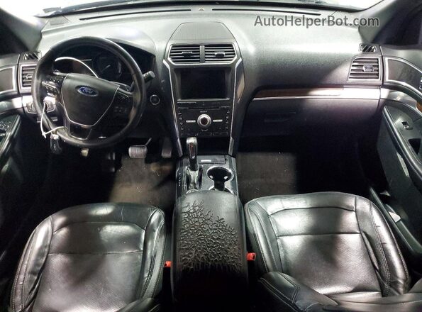 1FM5K8F84HGC33843 2017 FORD EXPLORER Серый Вид панели приборов