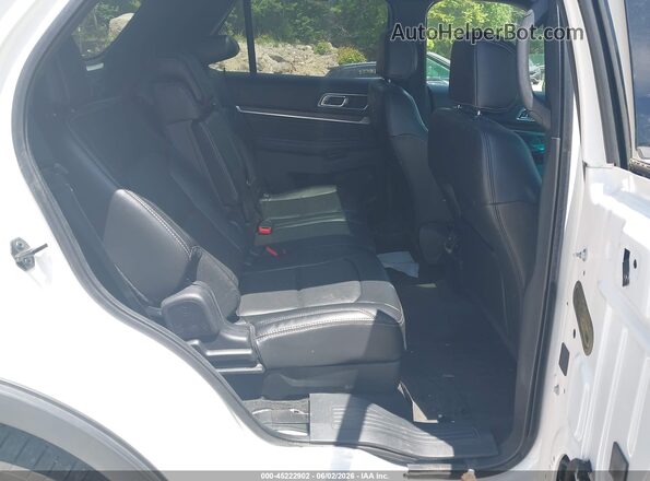 1FM5K8F87GGD08260 2016 FORD EXPLORER White VIN კოდის სტიკერის ხედი