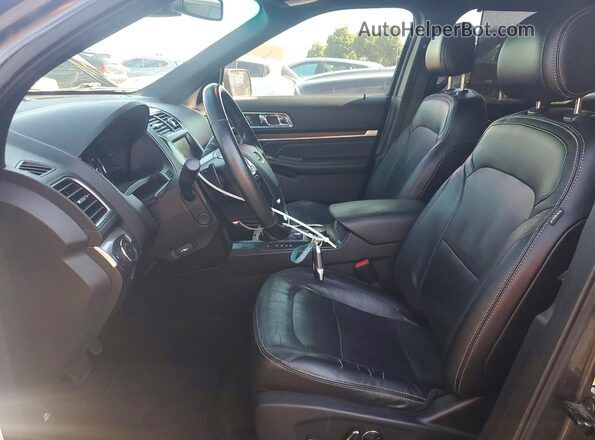 1FM5K8F89GGA39114 2016 FORD EXPLORER Gray Front interior view