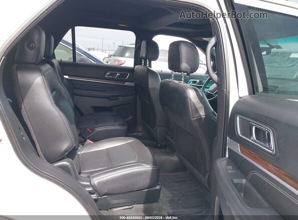 1FM5K8FH7HGA03407 2017 FORD EXPLORER White VIN կոդի պիտակի տեսք