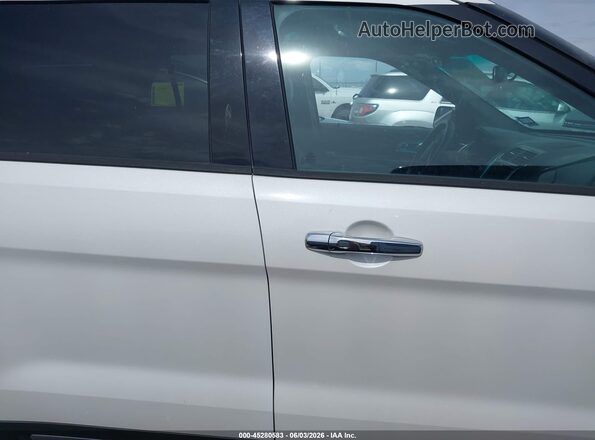 1FM5K8FH7HGA03407 2017 FORD EXPLORER White Սալոնի հետևի տեսք