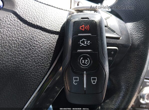 1FM5K8FH8HGD23822 2017 FORD EXPLORER Black Widok deski rozdzielczej