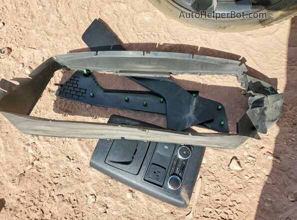 1FM5K8GC1PGC26415 2023 FORD EXPLORER Белый 