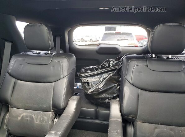 1FM5K8GC4RGA18712 2024 FORD EXPLORER Gray Rear seats view