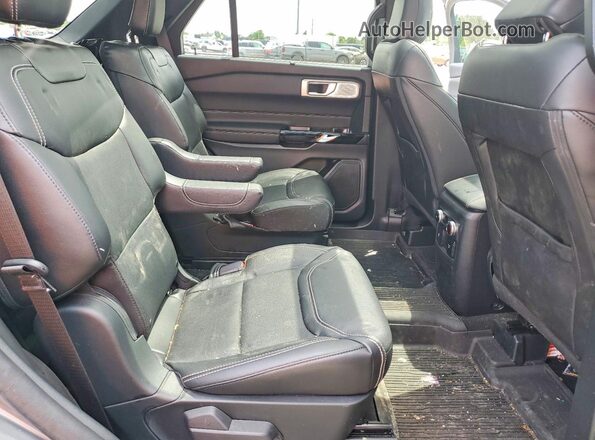 1FM5K8GC4RGA18712 2024 FORD EXPLORER Gray Rear interior view