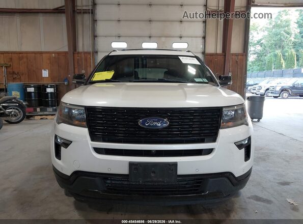 1FM5K8GT0JGC46193 2018 FORD EXPLORER White Вид задньої частини салону