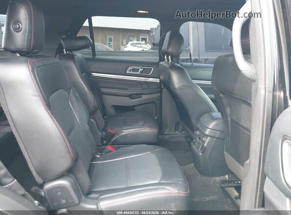1FM5K8GT2GGA43654 2016 FORD EXPLORER Black Widok naklejki z numerem VIN