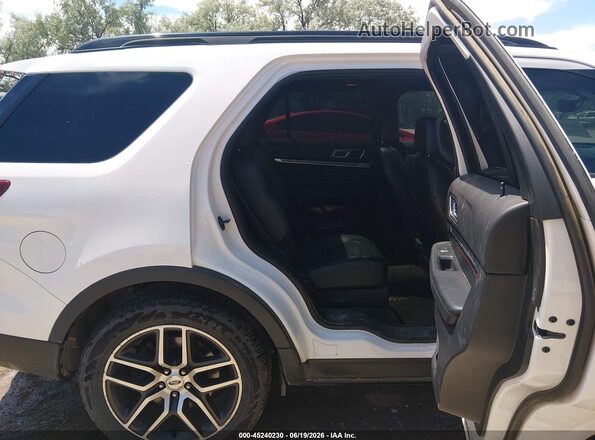1FM5K8GT2GGD13837 2016 FORD EXPLORER White VIN կոդի պիտակի տեսք