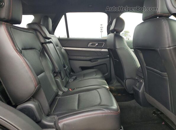 1FM5K8GT2HGC98676 2017 FORD EXPLORER Черный Вид задней части салона