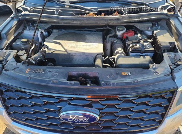 1FM5K8GT4JGA95133 2018 FORD EXPLORER Silver 
