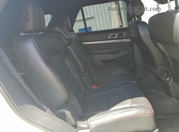 1FM5K8GT8GGC04508 2016 FORD EXPLORER White Widok wnętrza z tyłu