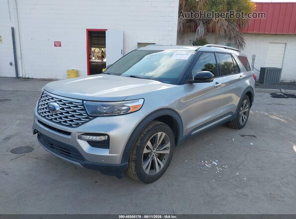 1FM5K8HC5LGD19138 2020 FORD EXPLORER Silver Vista tres cuartos delantera izquierda