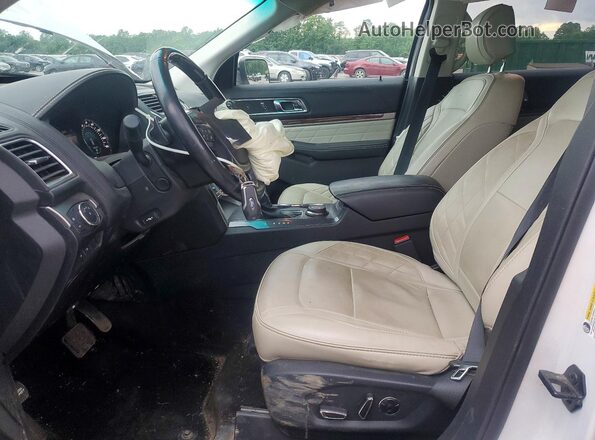 1FM5K8HT0HGA56645 2017 FORD EXPLORER White Front interior view