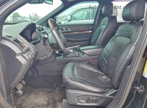 1FM5K8HT1HGD83121 2017 FORD EXPLORER Black Front interior view