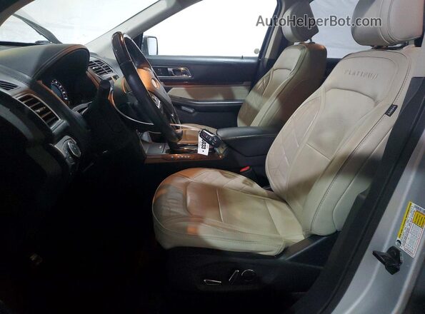 1FM5K8HT5HGD94445 2017 FORD EXPLORER Silver Front interior view