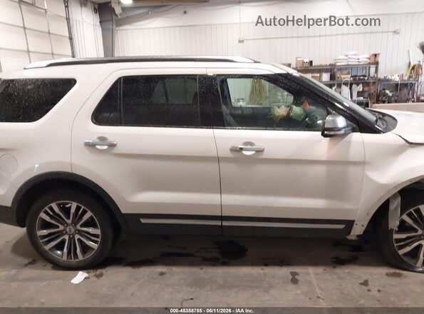 1FM5K8HT6HGA00242 2017 FORD EXPLORER White Vista interior trasera