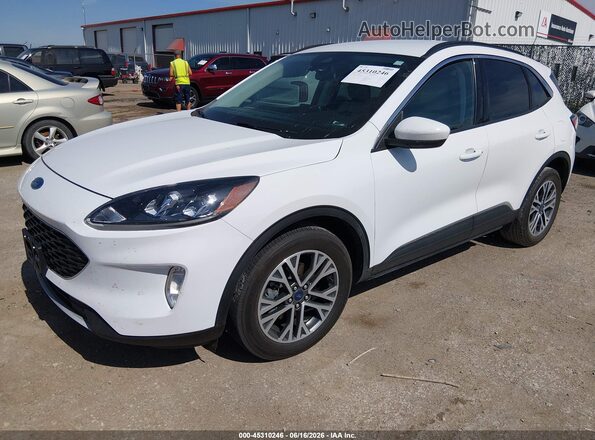 1FMCU0CZXMUA73446 2021 FORD ESCAPE White Передня ліва чверть