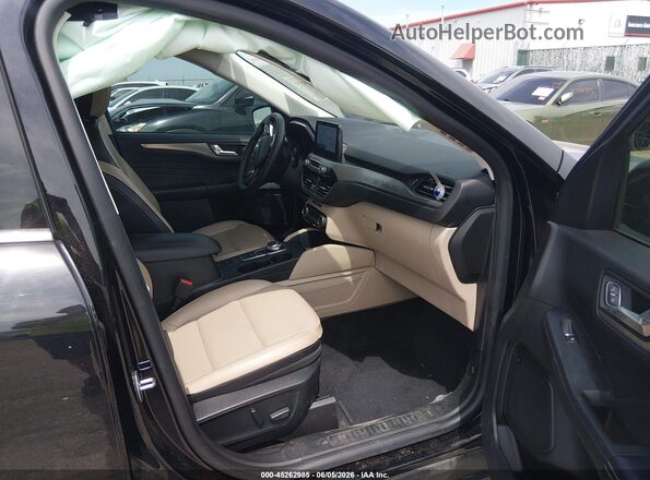 1FMCU0DZXMUB14169 2021 FORD ESCAPE Black Widok wnętrza z przodu