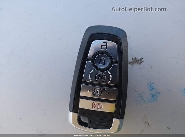 1FMCU0E13RUB04115 2024 FORD ESCAPE White Widok deski rozdzielczej