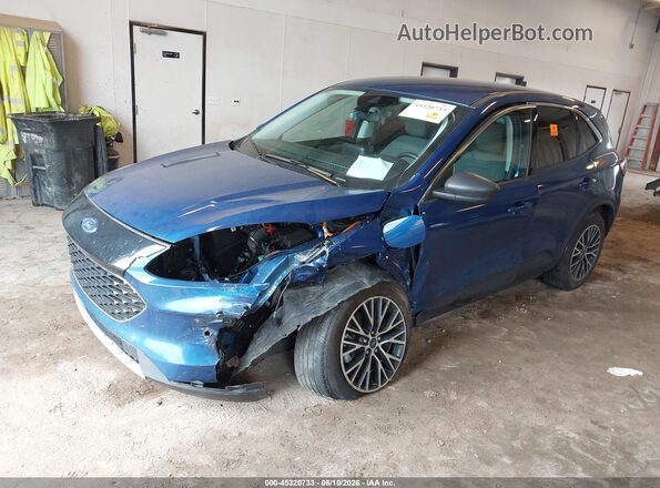 1FMCU0EZXNUB04953 2022 FORD ESCAPE PHEV Blue Vista tres cuartos delantera izquierda