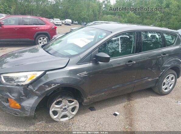 1FMCU0F70HUA47650 2017 FORD ESCAPE Gray Widok z przodu