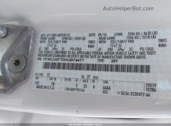 1FMCU0F70HUB74477 2017 FORD ESCAPE White Widok komory silnika
