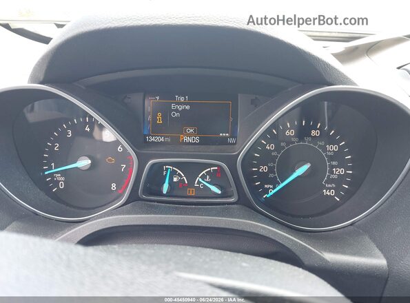 1FMCU0F70HUB74477 2017 FORD ESCAPE White Widok tylnych siedzeń