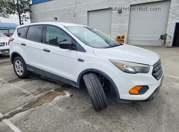 1FMCU0F70KUC34765 2019 FORD ESCAPE White Front right